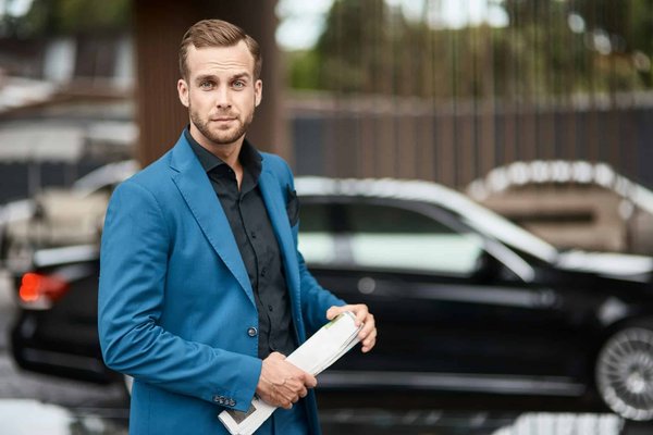 Quelles méthodes recommandez-vous pour l'auto-publication d'un roman graphique historique ?